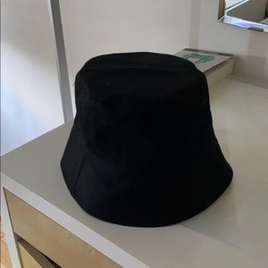 Two stylenanda bucket hats